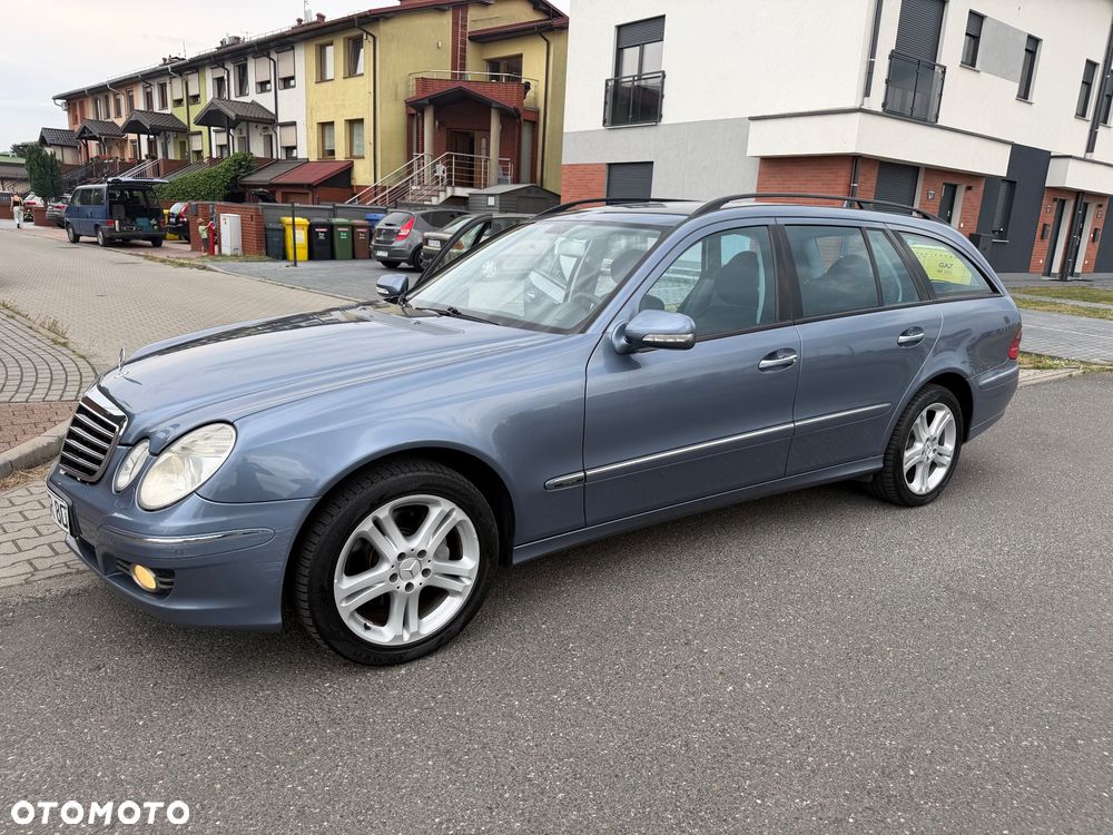 Mercedes-Benz Klasa E 320 CDI T Avantgarde - 3