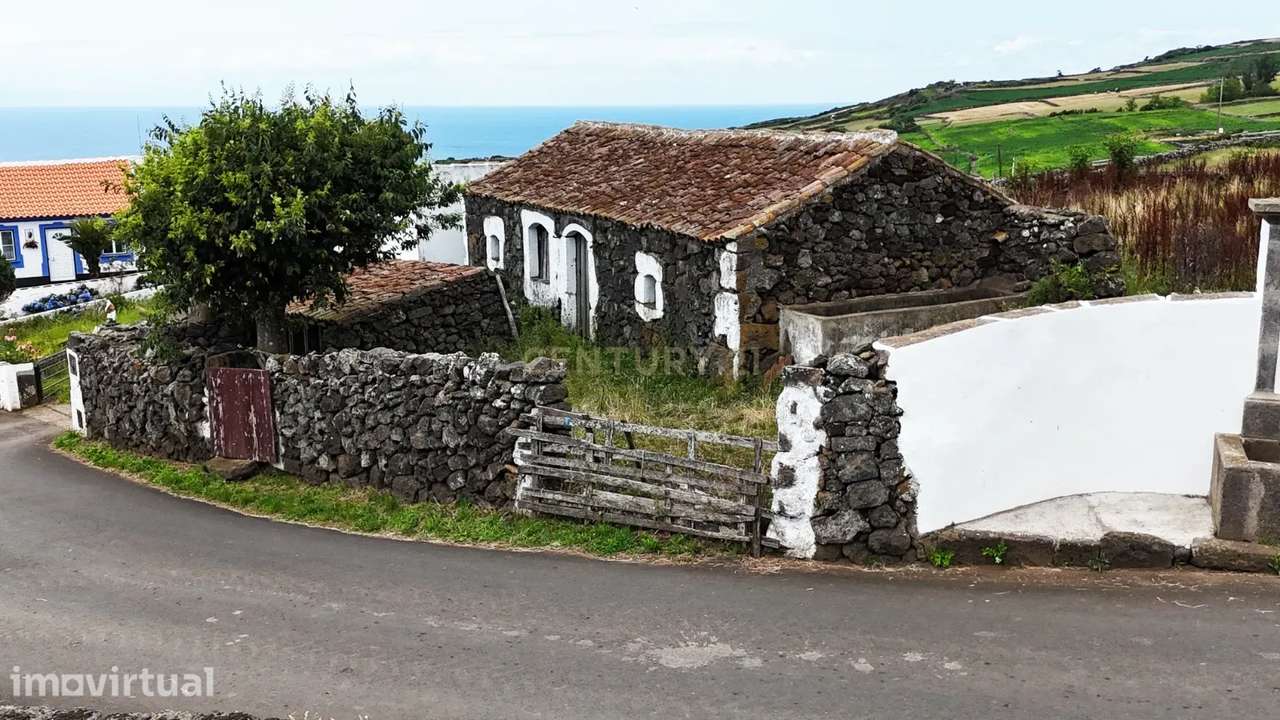 T1 para Recuperação em Santa Bárbara, Angra do Heroísmo - Grande imagem: 3/8