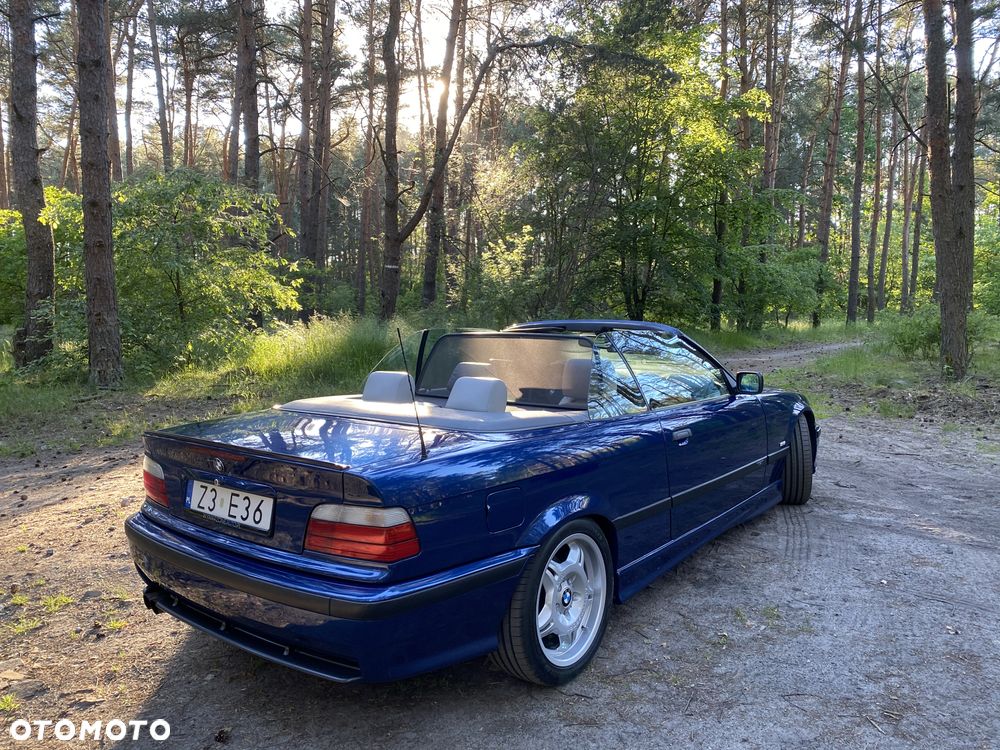 BMW Seria 3 320i - 27