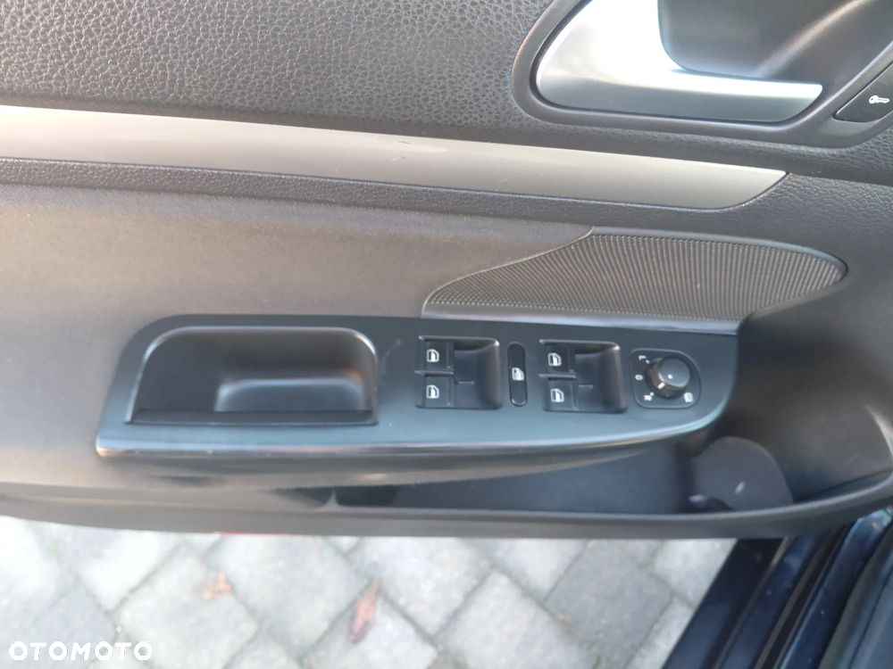 Volkswagen Golf 1.2 TSI Comfortline - 11