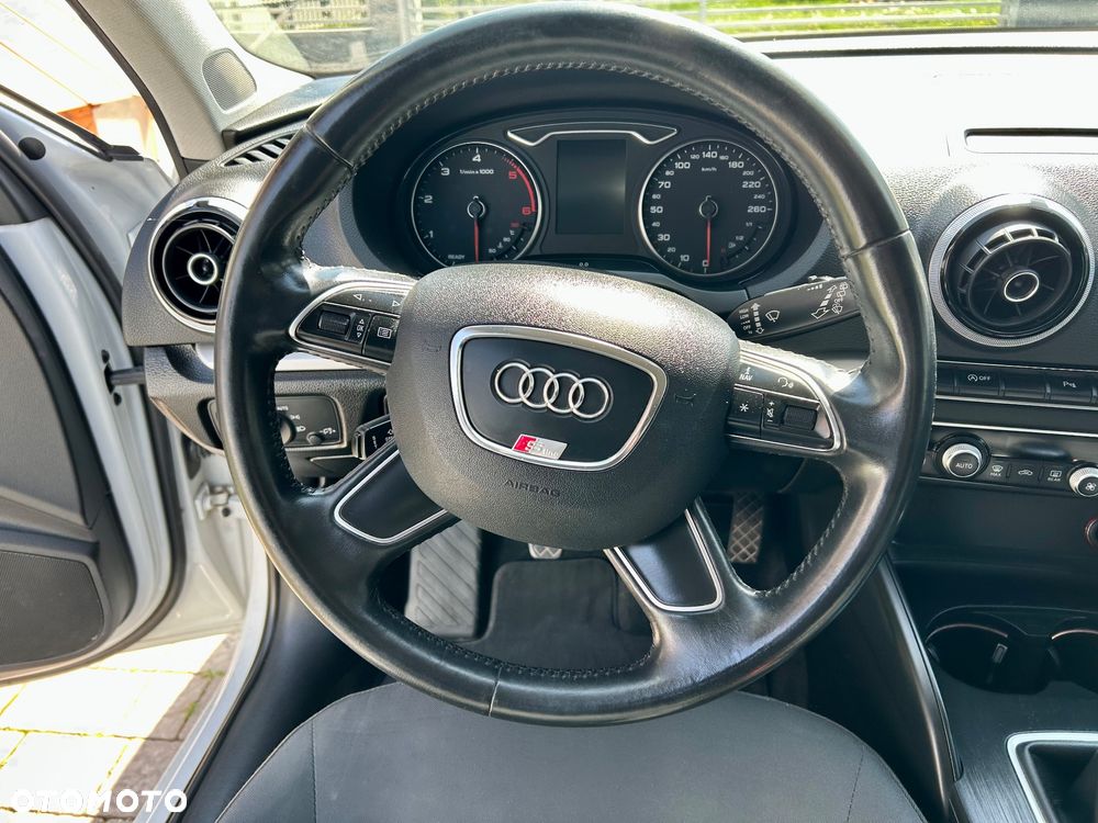 Audi A3 ver-1-6-tdi-sportback - 11