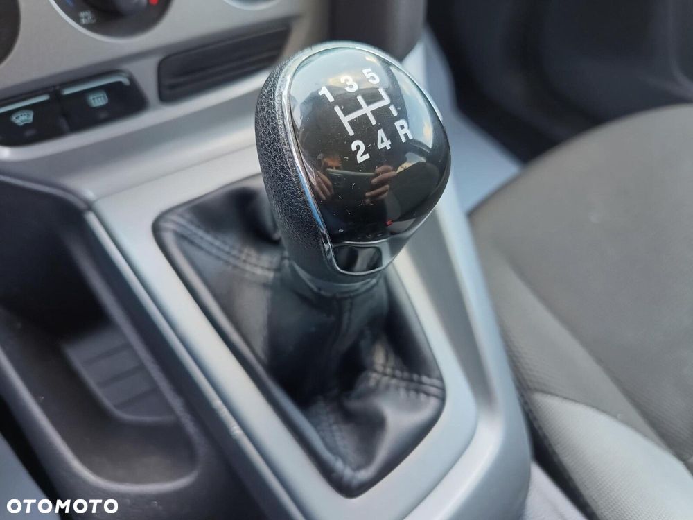 Ford Focus 1.6 Trend - 24