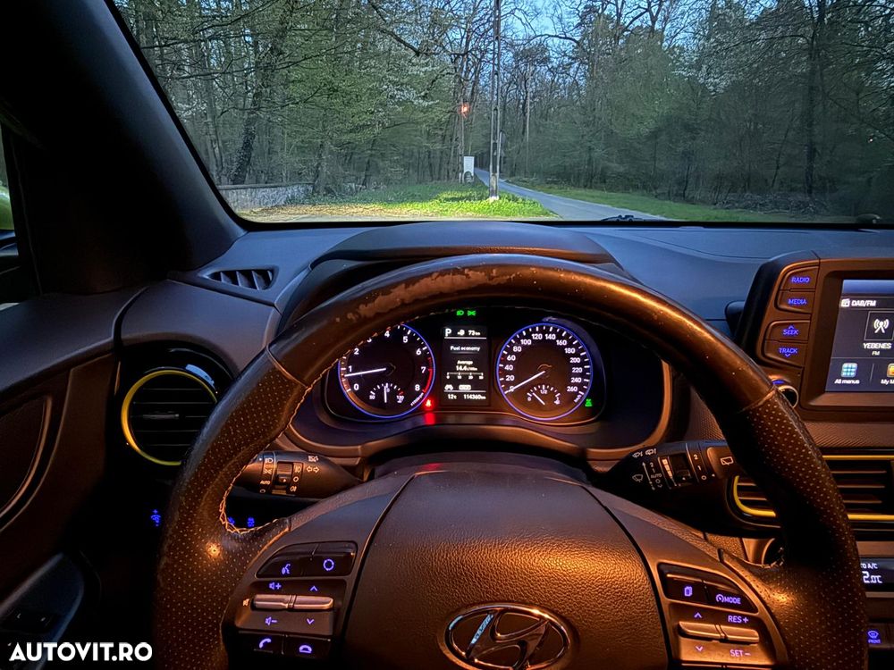 Hyundai KONA 1.6 T-GDI 4WD Aut. Luxury - 22