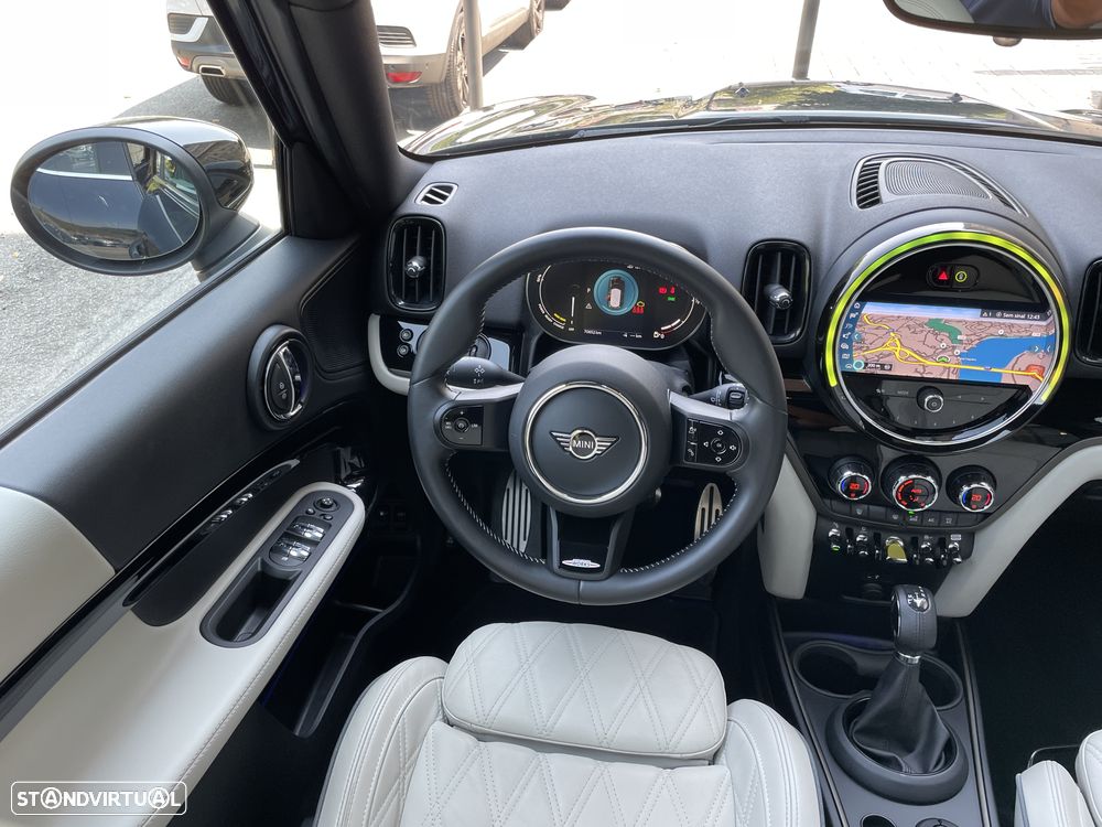 MINI Countryman Cooper SE ALL4 Auto - 34
