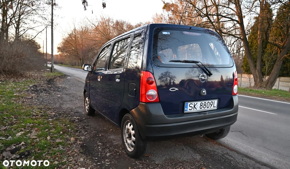 Opel Agila 1.0 - 8