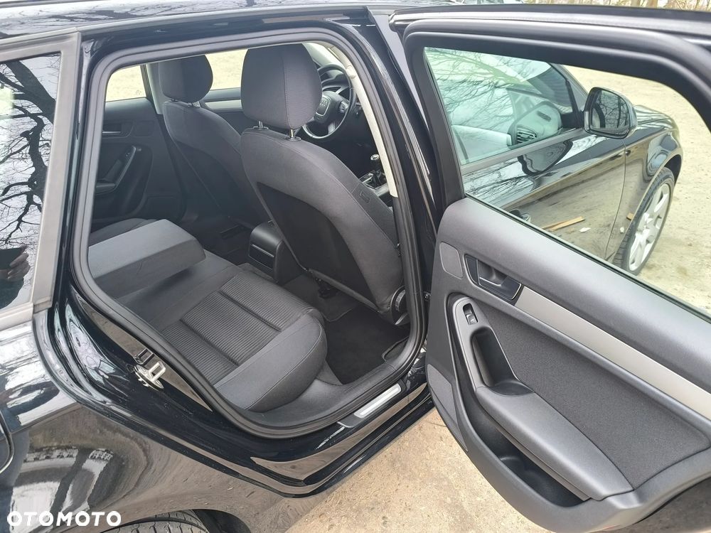 Audi A4 Avant - 4