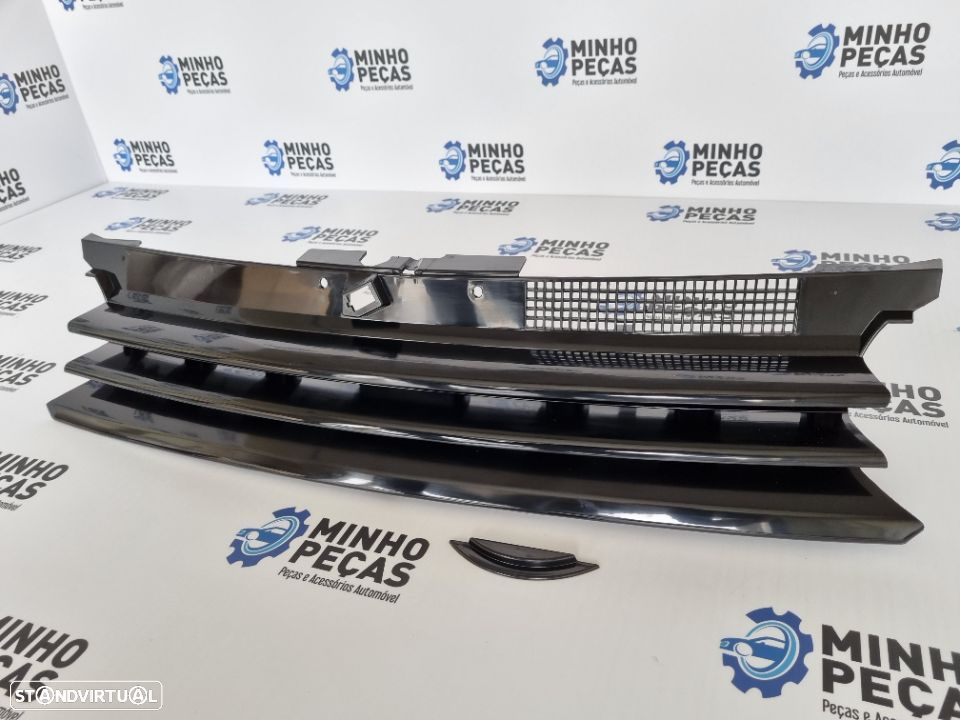 Grelha VW Golf 4 S/ Simbolo - 4