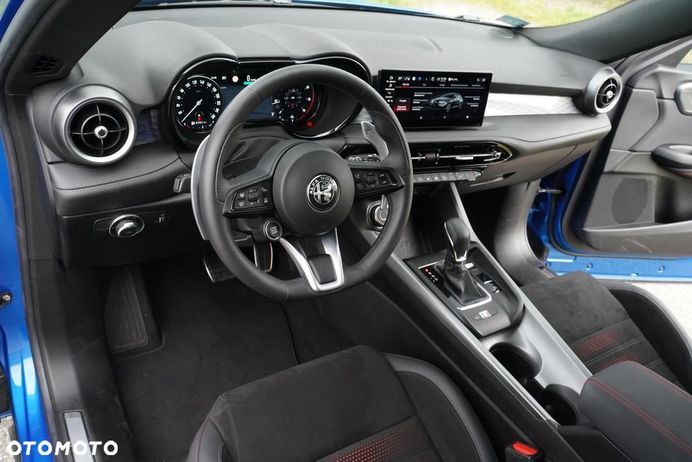 Alfa Romeo Tonale 1.5 T4 GSE mHEV Veloce DCT - 12