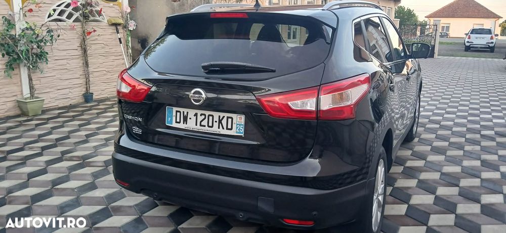 Nissan Qashqai 1.6 DCI ALL-MODE 4x4i N-Connecta - 8
