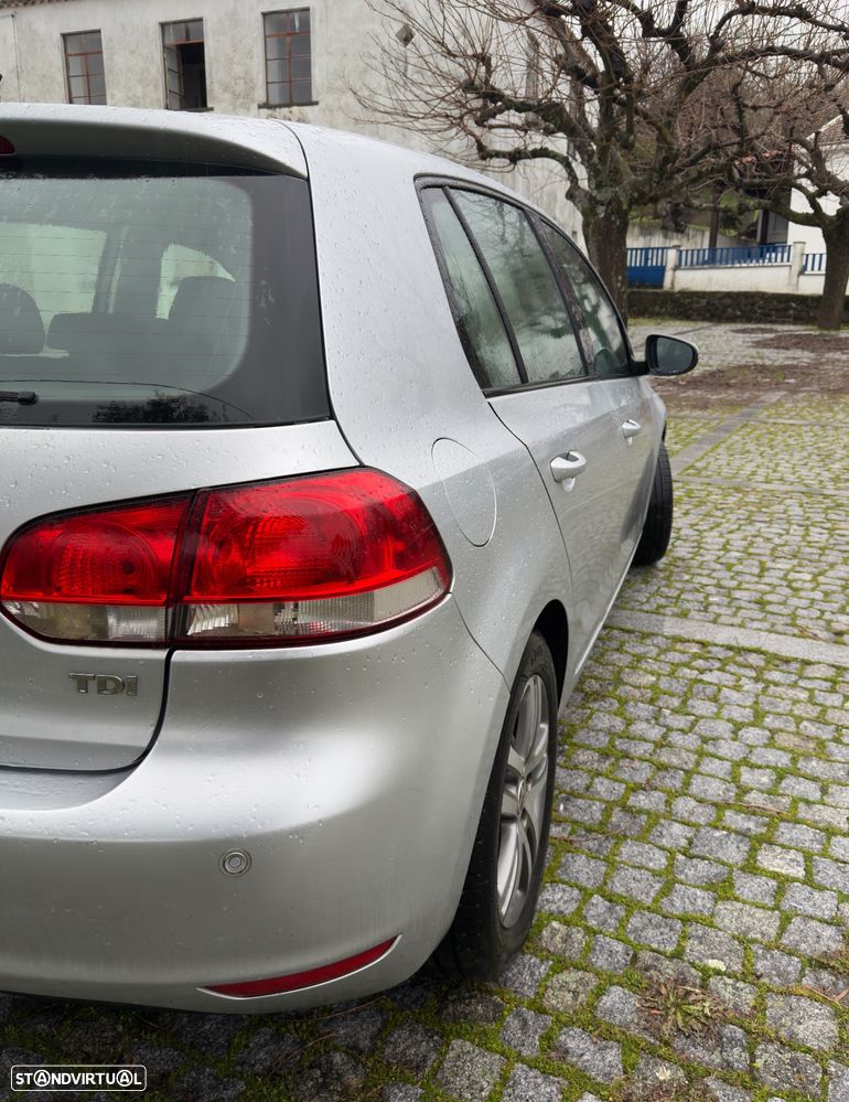 VW Golf 2.0 TDi Confortline - 5