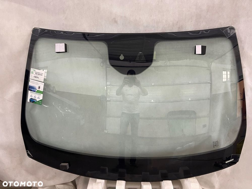 szyba przednia czołowa maserati levante sensor kamera acoustic po 2016 - 1