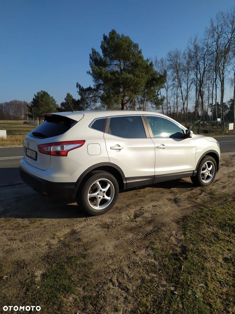 Nissan Qashqai 1.2 DIG-T Acenta - 2