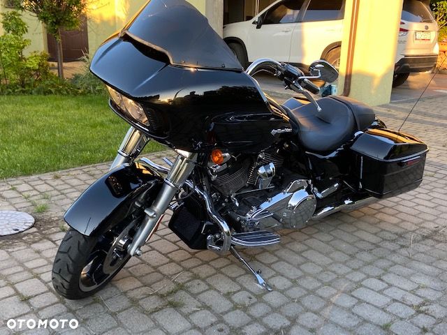Harley-Davidson Touring Road Glide - 21