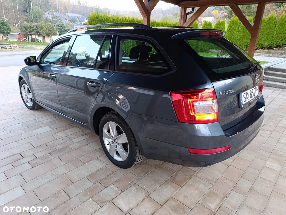Skoda Octavia 2.0 TDI Edition - 10