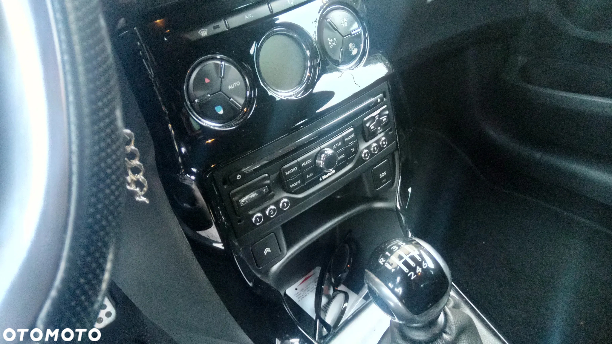 Citroën DS3 THP 165 Start & Stop SportChic - 9