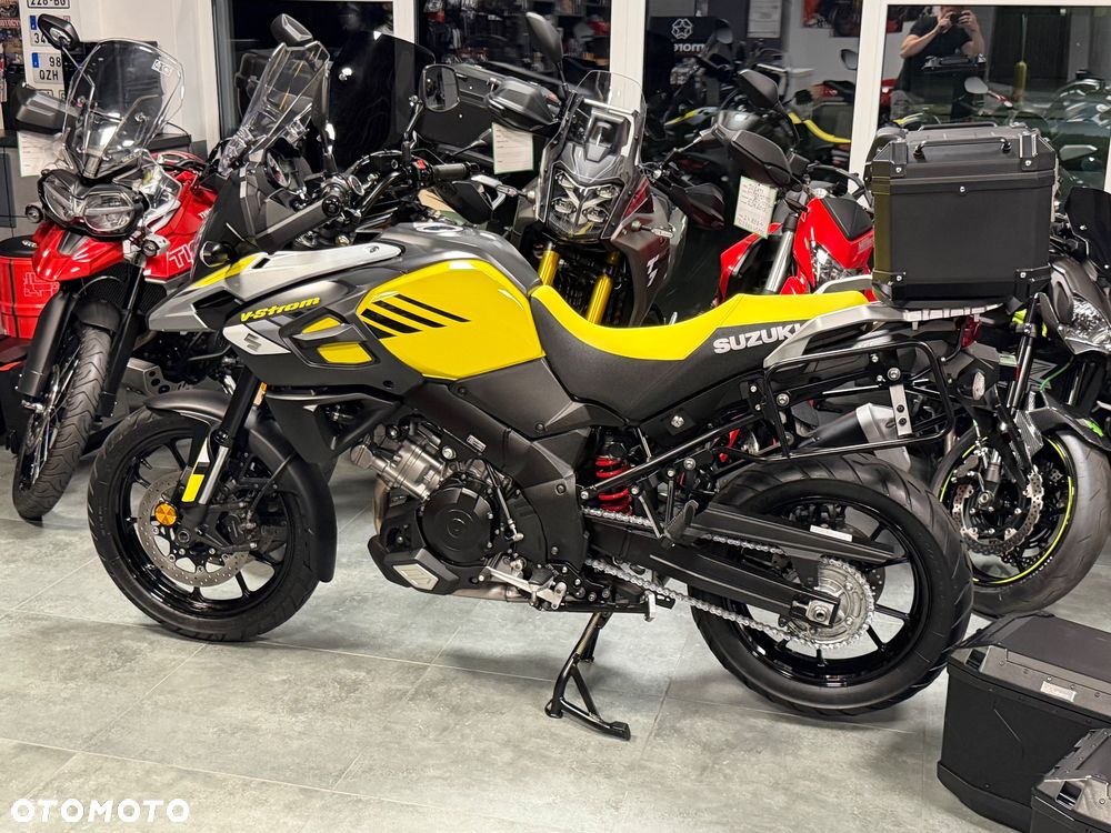 Suzuki V-STROM - 29