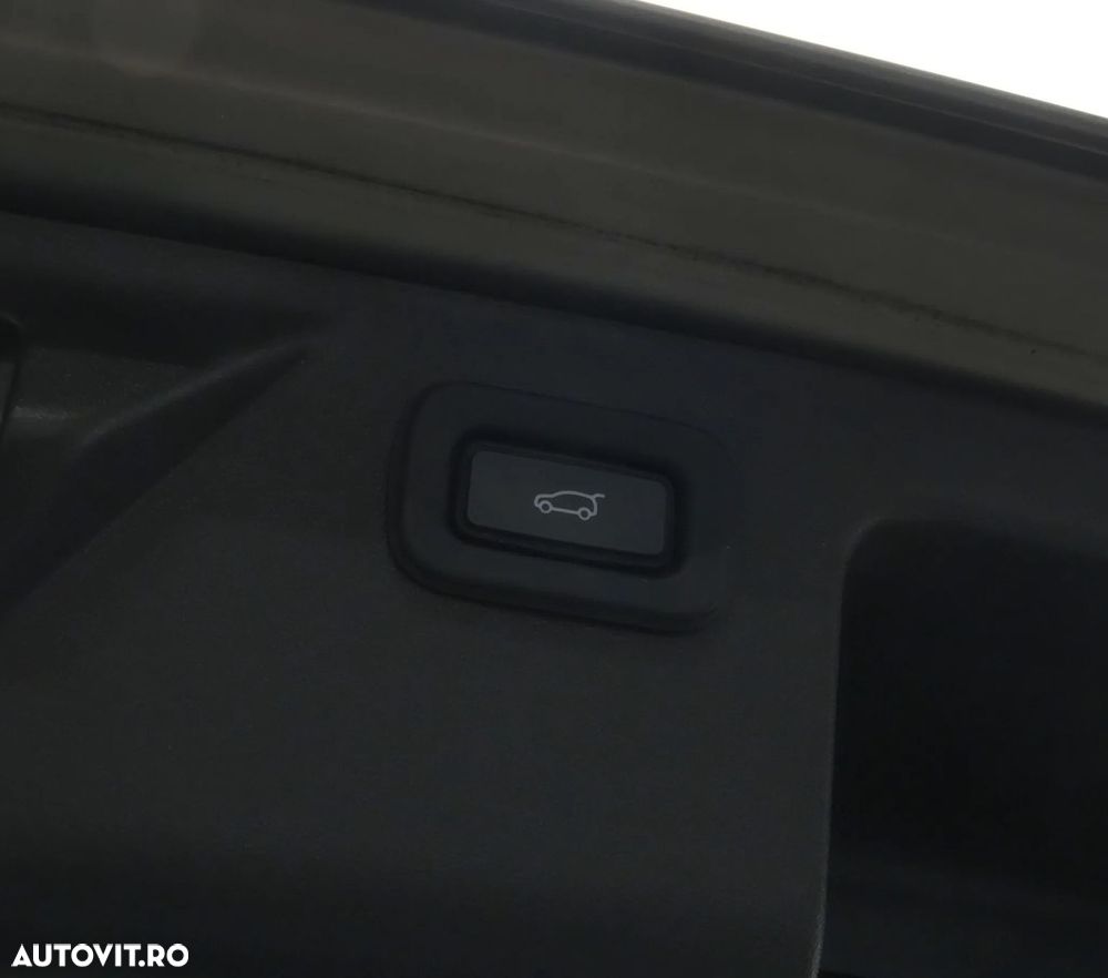Land Rover Discovery Sport - 26