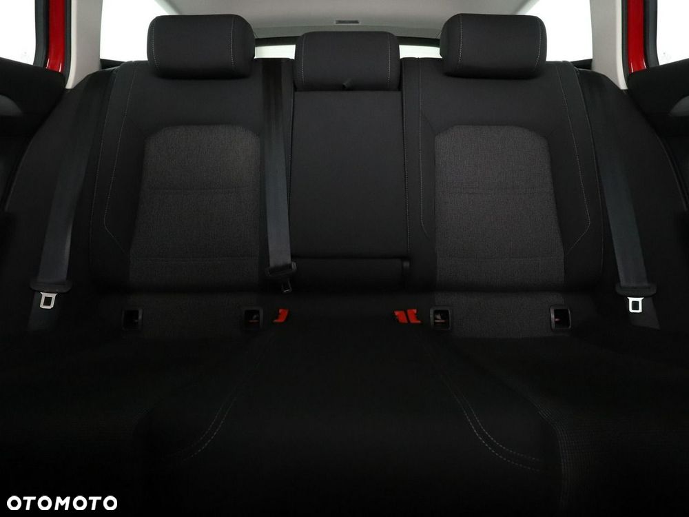 Volkswagen Passat Variant 1.6 TDI (BlueMotion Technology) DSG Comfortline - 19