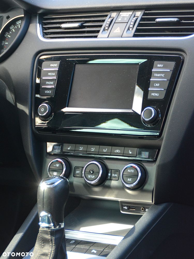 Skoda Octavia 1.6 TDI SCR Ambition DSG - 14