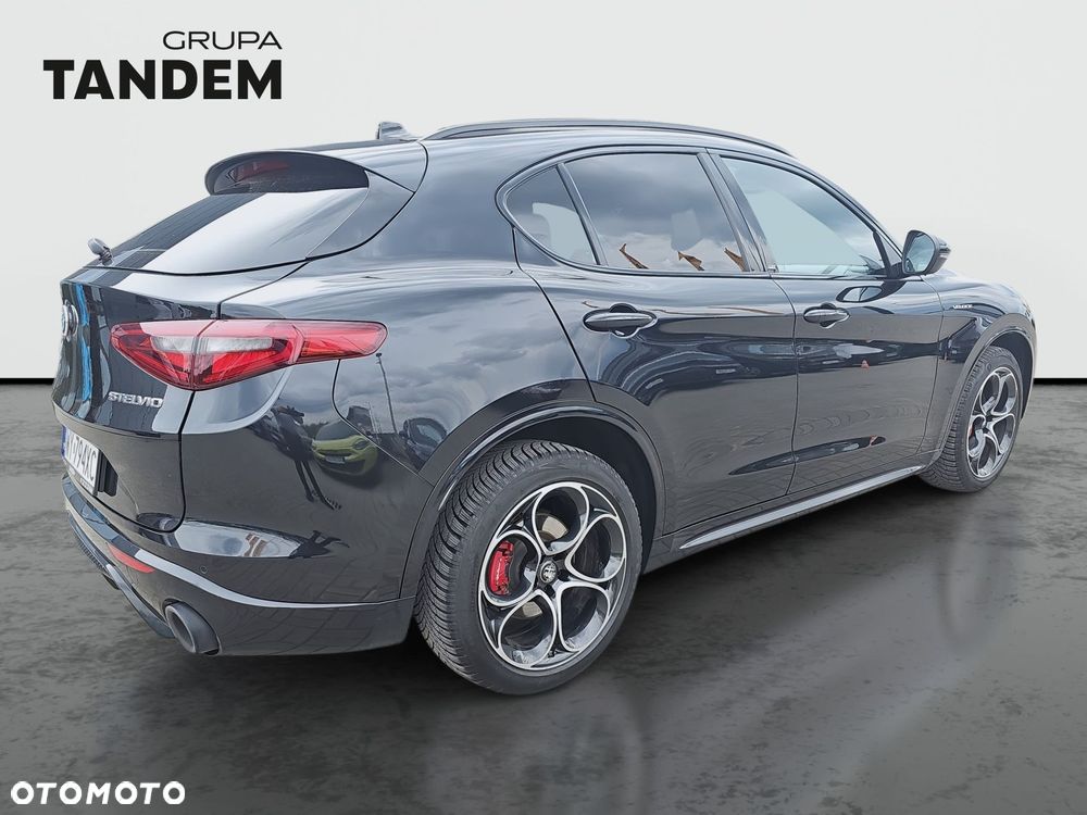 Alfa Romeo Stelvio 2.0 Turbo Veloce Q4 - 6