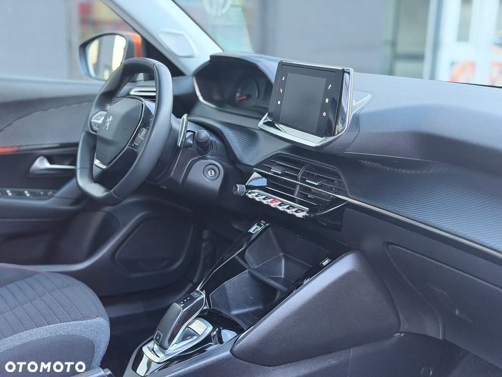 Peugeot 2008 PureTech 130 EAT8 Active - 26