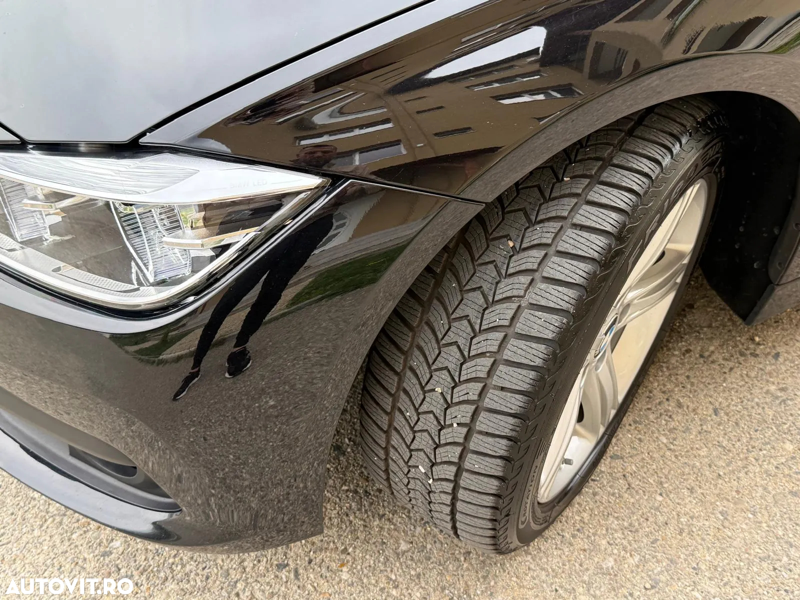 BMW Seria 3 320d Aut. Sport Line - 26