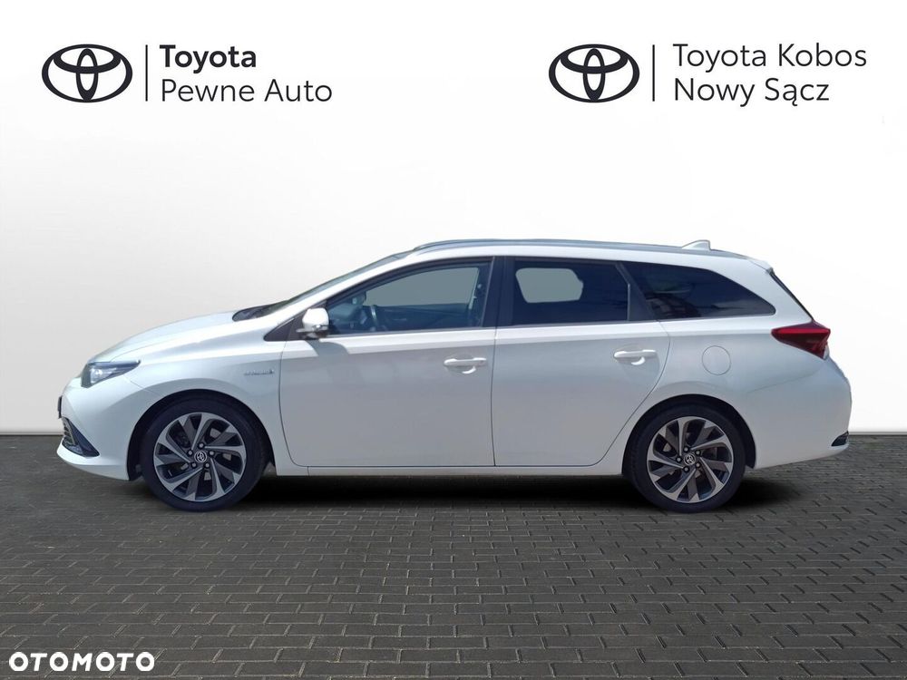 Toyota Auris Hybrid 135 Premium - 2