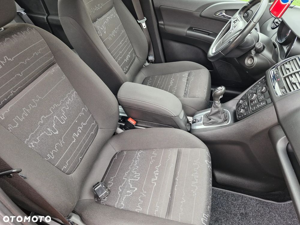 Opel Meriva 1.4 Cosmo - 25