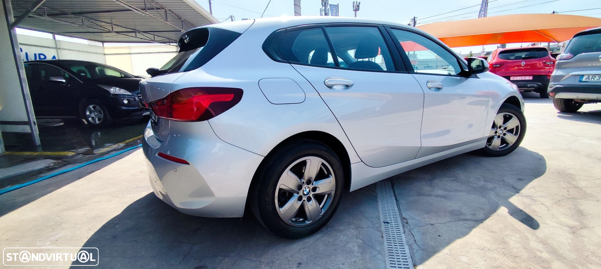 BMW 116 d Auto - 12