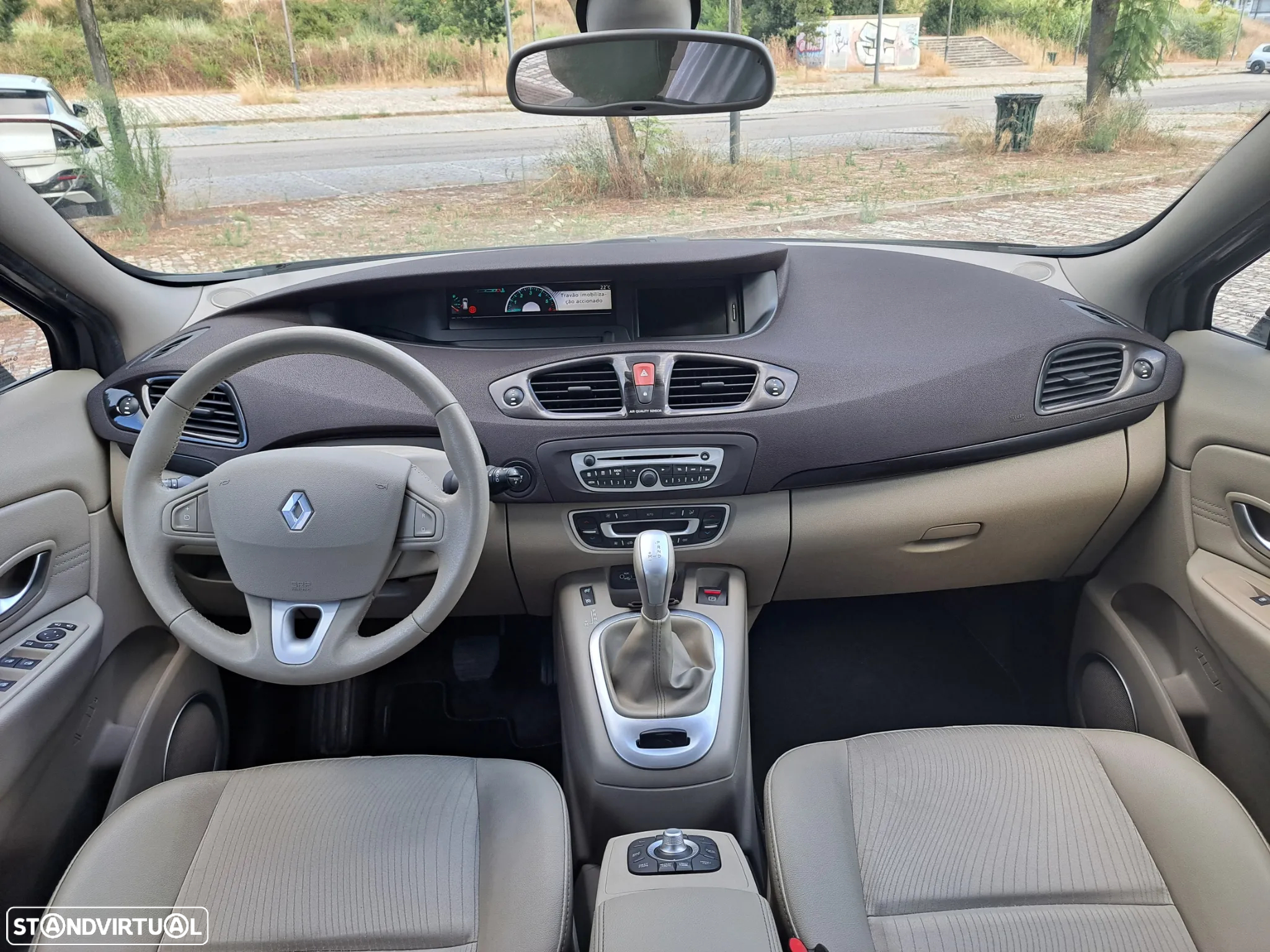 Renault Scénic 1.5 dCi Dynamique S EDC - 4