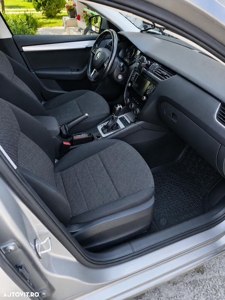 Skoda Octavia 1.6 TDI Green tec DSG Edition - 12