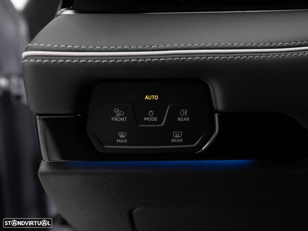 VW ID.7 Tourer Pro S - 18