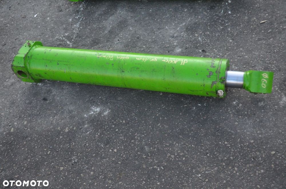 SIŁOWNIK HYDRAULICZNY MERLO DŁ. 100 CM - 2