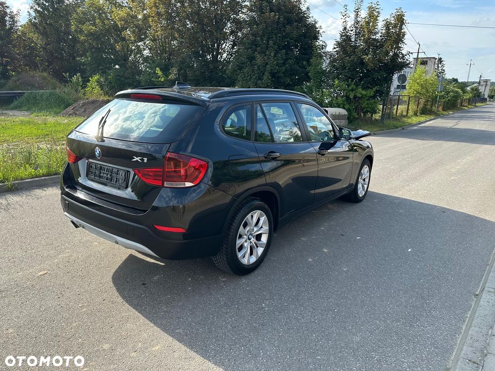 BMW X1 sDrive18d Sport Line - 2