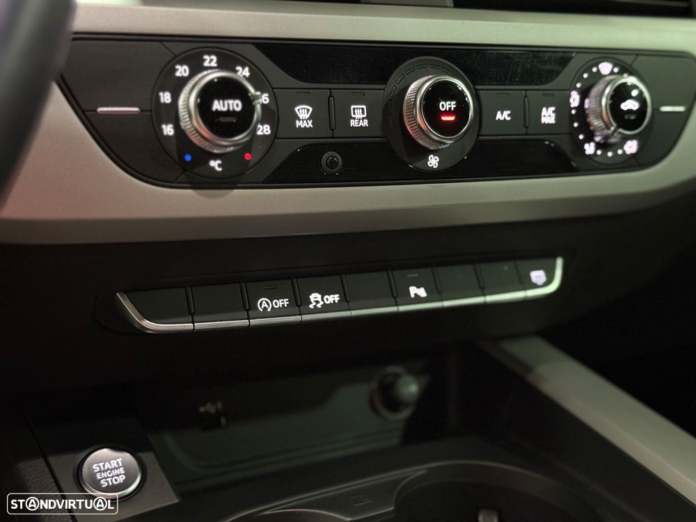 Audi A4 Avant 30 TDI Advanced S tronic - 13