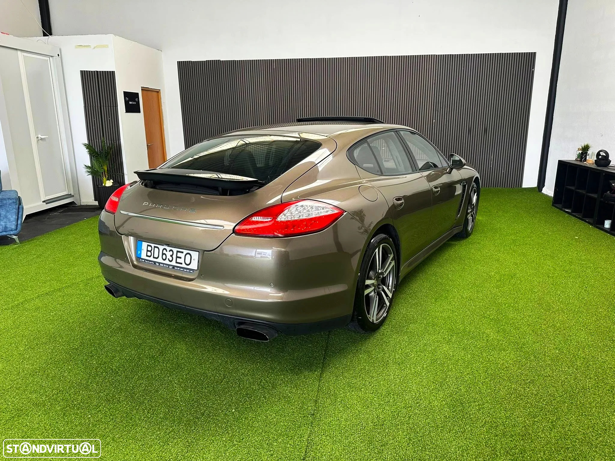 Porsche Panamera PDK - 10