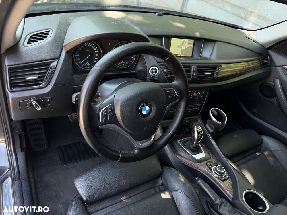 BMW X1 xDrive20d Aut. Sport Line - 10