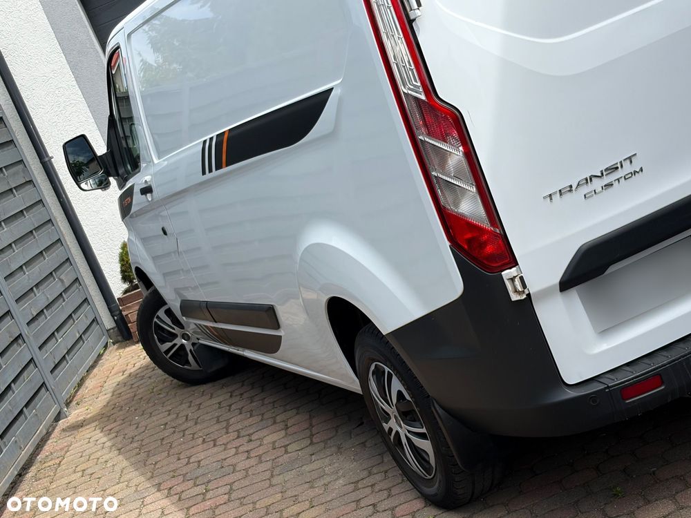Ford Transit Custom - 13