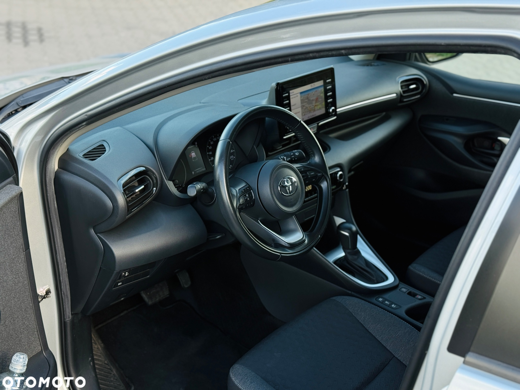 Toyota Yaris Hybrid 1.5 Active - 16