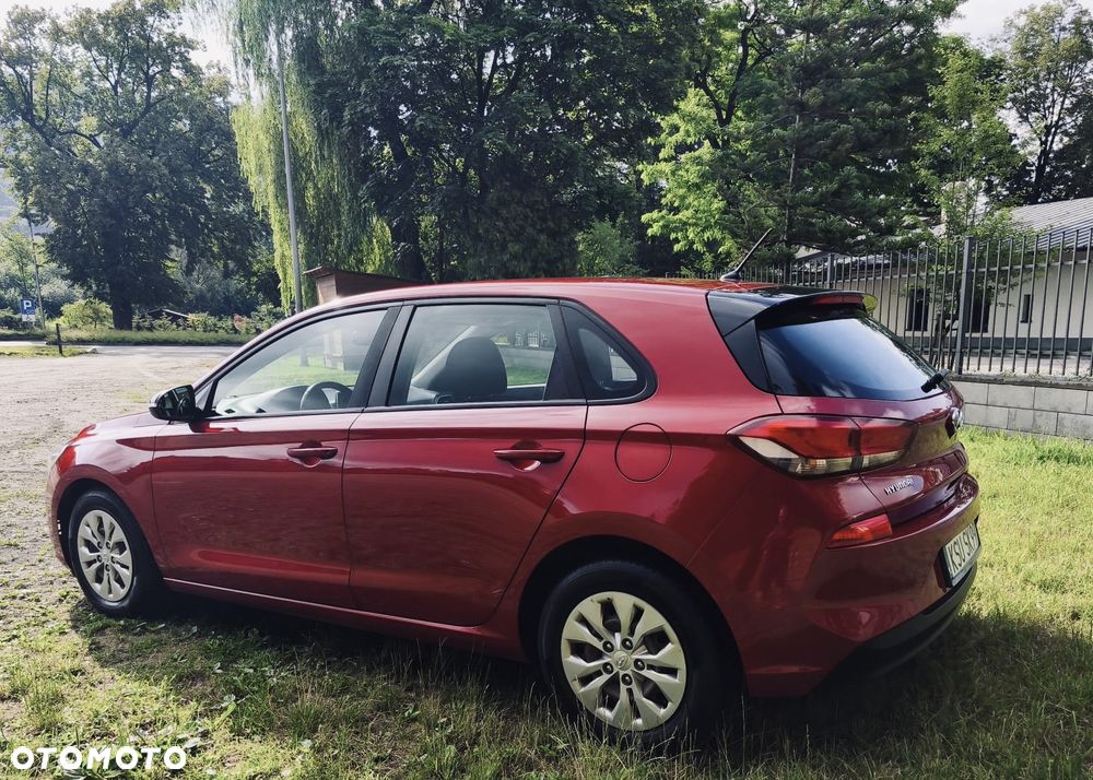 Hyundai i30 1.6 D Classic + - 2