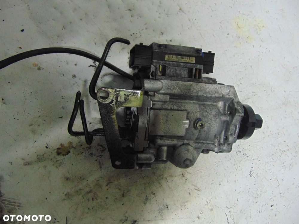 Pompa wtryskowa opel 2,0 DTL 03 - 3