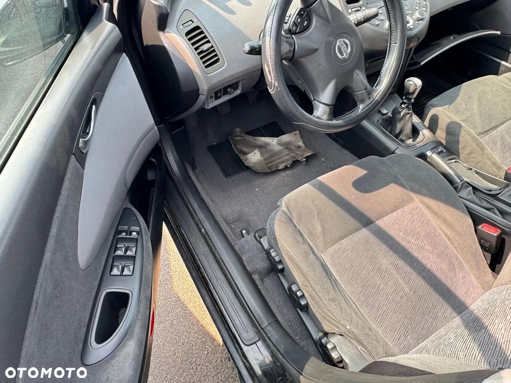 Klapa bagażnika Nissan Primera P12 2003 poj. 2.0 benzyna 140 KM - 8