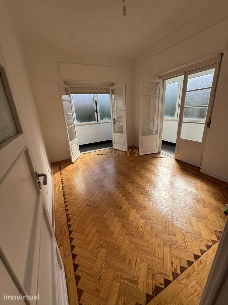 Apartamento T1+1 Renovado em Águas Livres, Amadora - Grande imagem: 3/13