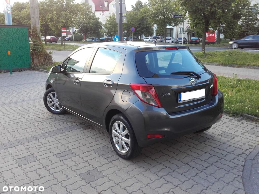 Toyota Yaris - 5