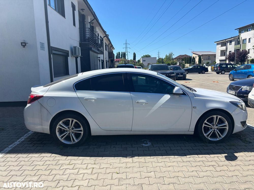 Opel Insignia - 4