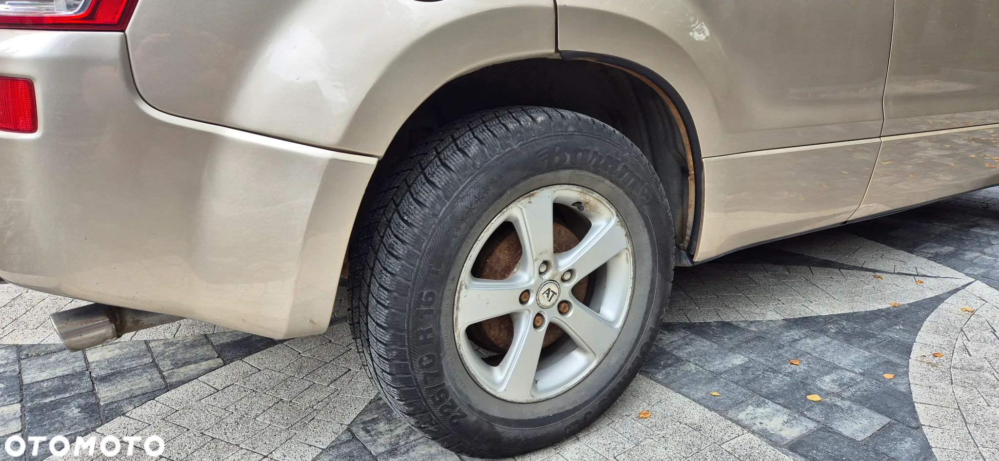 Suzuki Grand Vitara 2.0 - 28