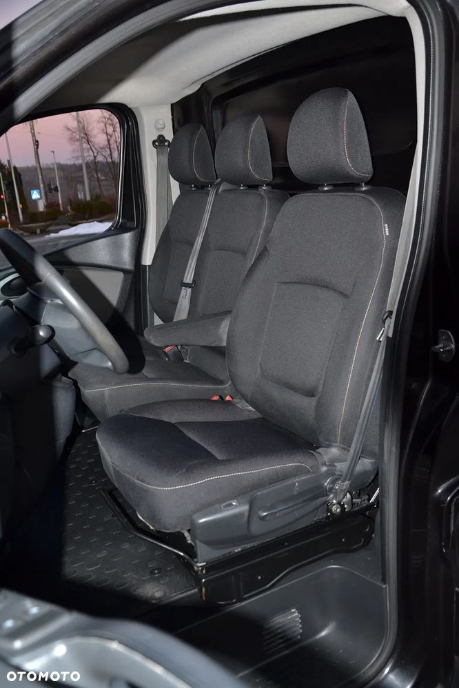 Renault Trafic - 11