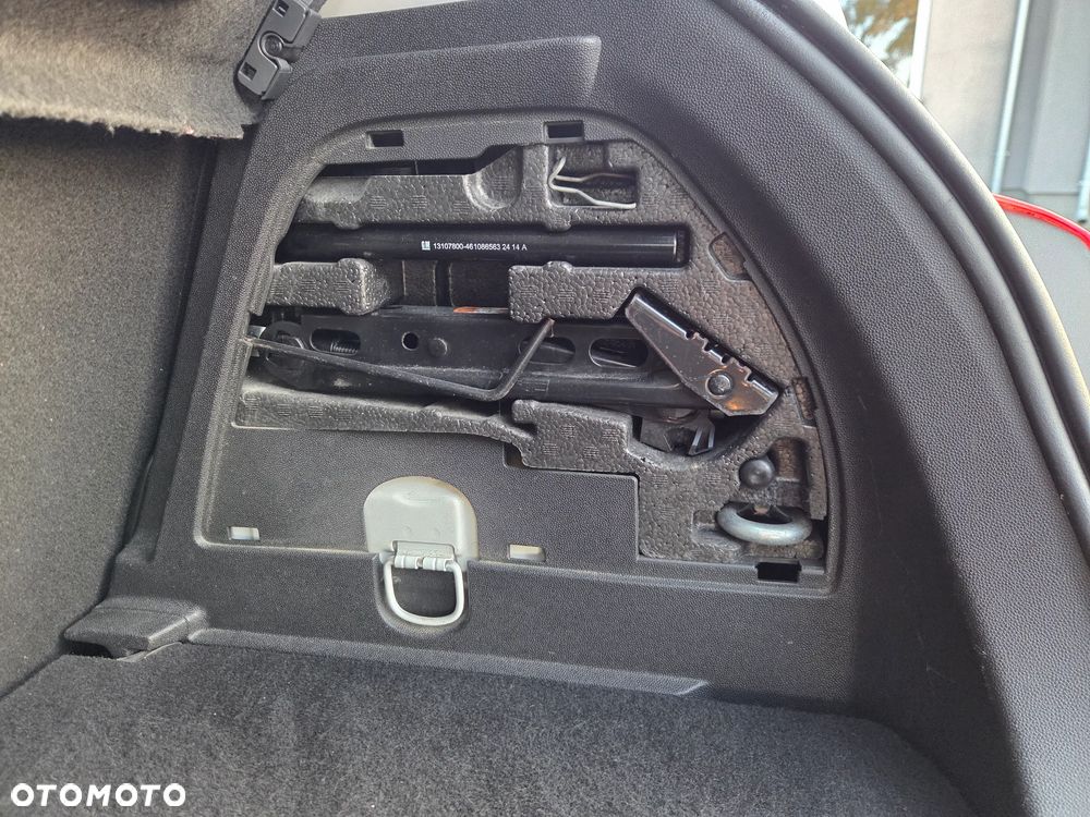 Opel Corsa 1.4 Color Edition - 33