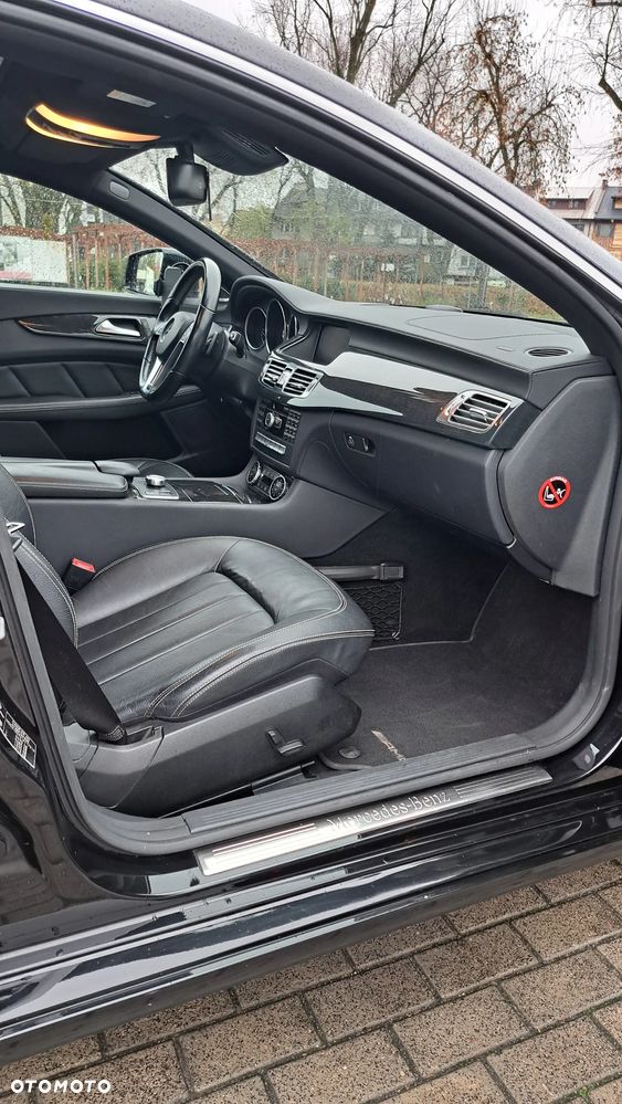 Mercedes-Benz CLS 350 CDI 4Matic 7G-TRONIC - 15