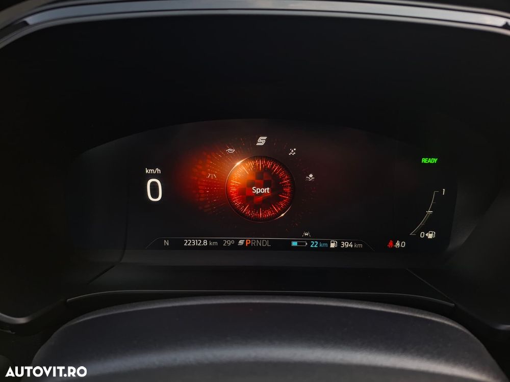 Ford Kuga 2.5 Duratec PHEV ST Line - 35